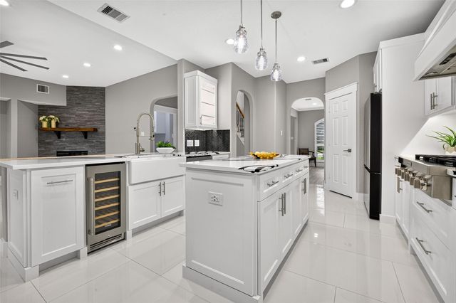 710 Parral Court, Crosby, TX 77532