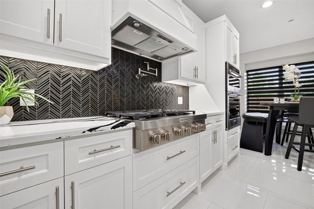 710 Parral Court, Crosby, TX 77532