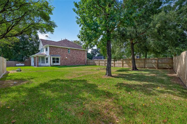 710 Parral Court, Crosby, TX 77532