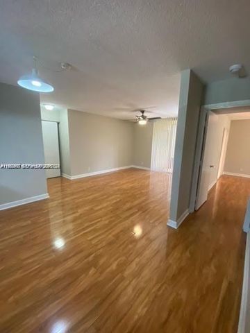 5841 Riverside Dr 106A3, Coral Springs, FL 33067