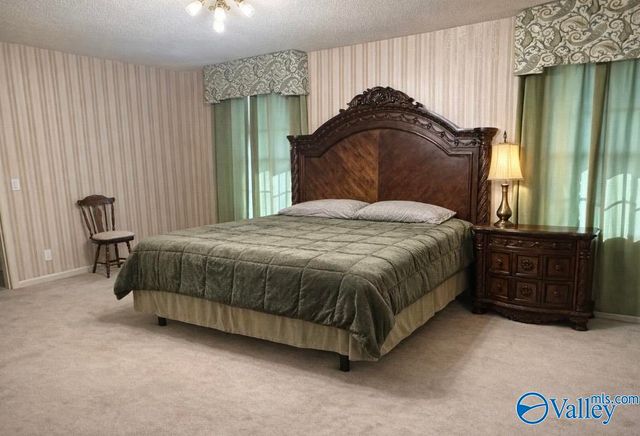 409 Forestdale Avenue, Albertville, AL 35950