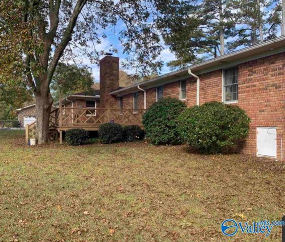 409 Forestdale Avenue, Albertville, AL 35950