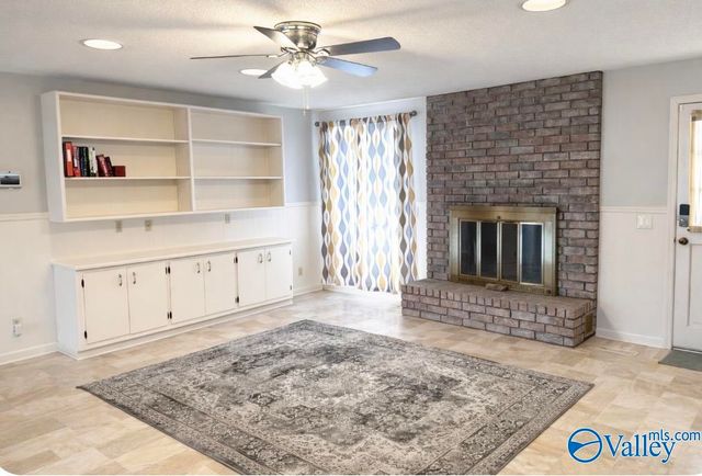 409 Forestdale Avenue, Albertville, AL 35950