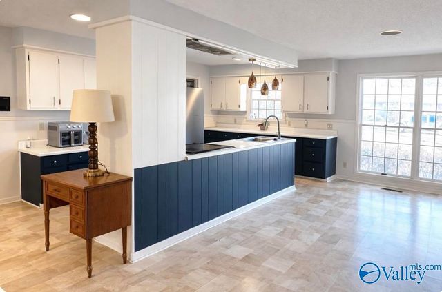 409 Forestdale Avenue, Albertville, AL 35950