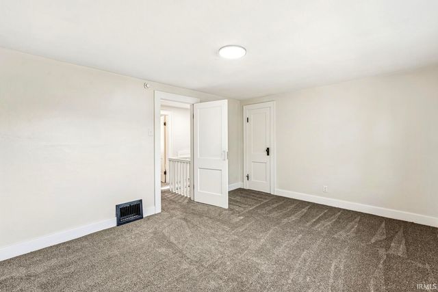 306 E Oakside Street, South Bend, IN 46614