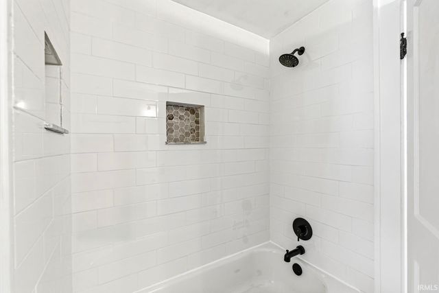 306 E Oakside Street, South Bend, IN 46614