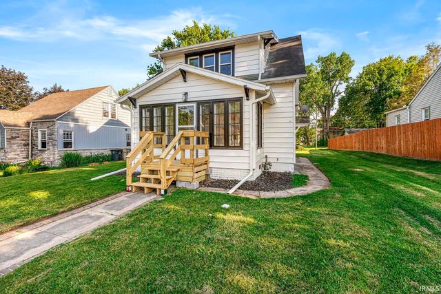 306 E Oakside Street, South Bend, IN 46614