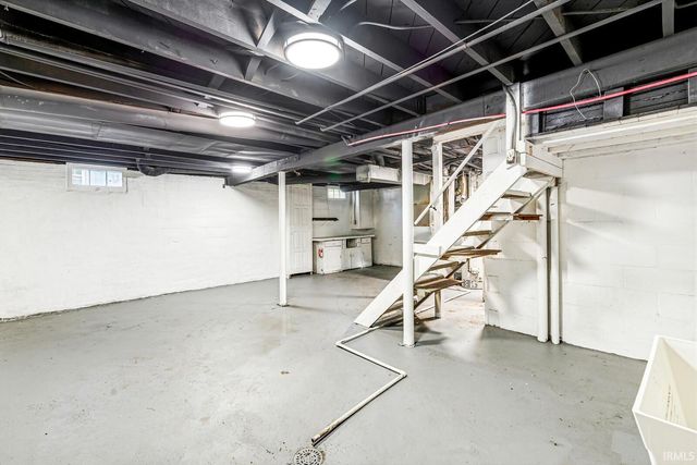 306 E Oakside Street, South Bend, IN 46614