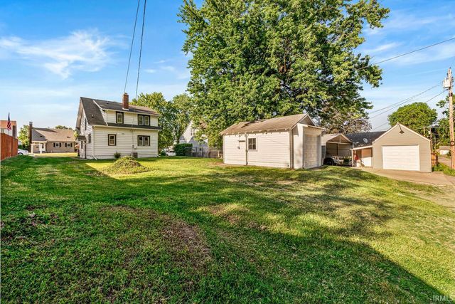 306 E Oakside Street, South Bend, IN 46614