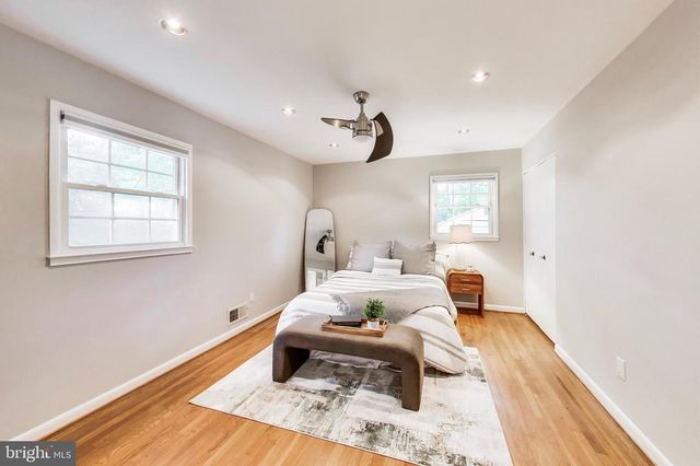 4407 PICKETT RD, Fairfax, VA 22032