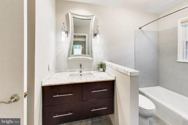 4407 PICKETT RD, Fairfax, VA 22032