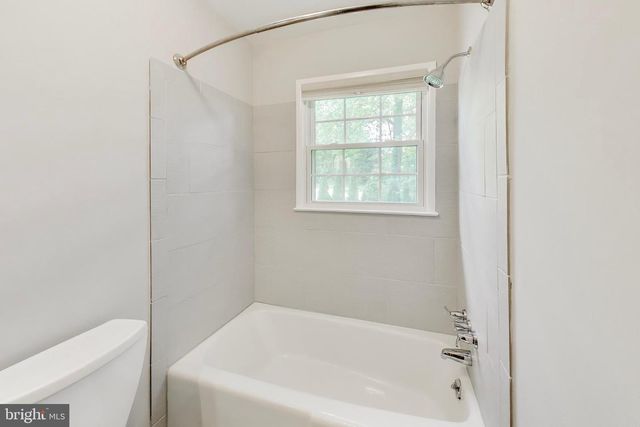 4407 PICKETT RD, Fairfax, VA 22032