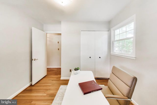 4407 PICKETT RD, Fairfax, VA 22032