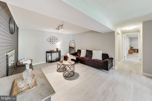 4407 PICKETT RD, Fairfax, VA 22032