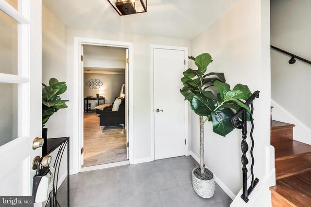 4407 PICKETT RD, Fairfax, VA 22032