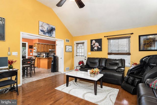 9 ALTON RD, Hamilton, NJ 08619