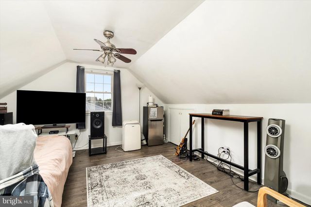 9 ALTON RD, Hamilton, NJ 08619