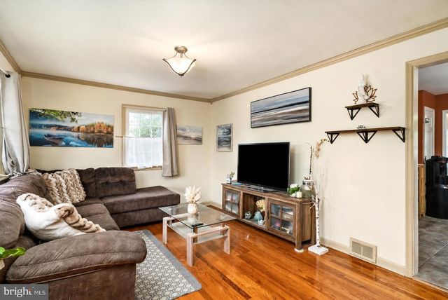 9 ALTON RD, Hamilton, NJ 08619
