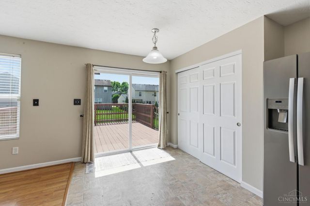 547 Woodbine Court, Hamilton Twp, OH 45039