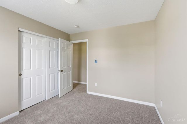 547 Woodbine Court, Hamilton Twp, OH 45039