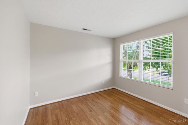 547 Woodbine Court, Hamilton Twp, OH 45039