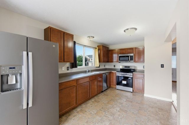547 Woodbine Court, Hamilton Twp, OH 45039