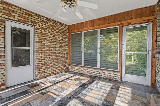 1610 N Byrkit Street, Mishawaka, IN 46545