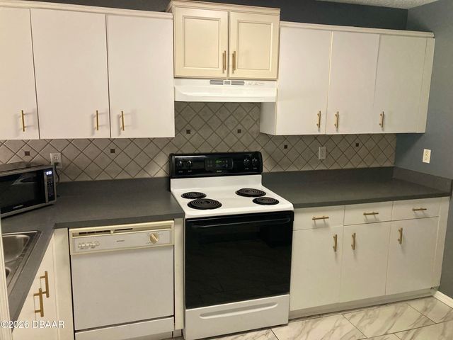 1704 Long Branch Place, Port Orange, FL 32129