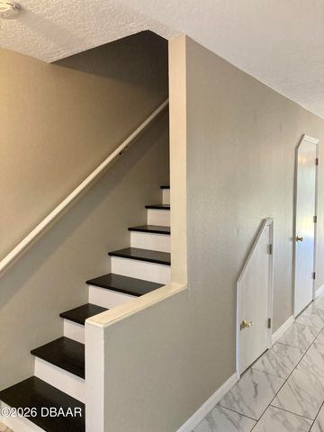 1704 Long Branch Place, Port Orange, FL 32129