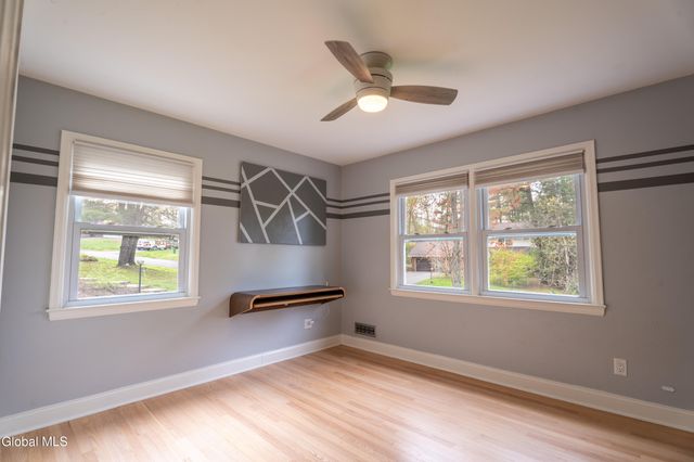 2292 Pinehaven Drive, Niskayuna, NY 12309