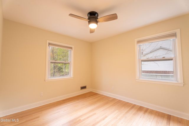 2292 Pinehaven Drive, Niskayuna, NY 12309