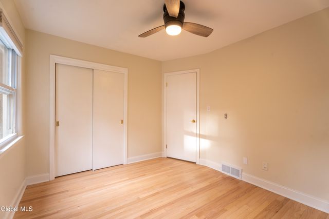2292 Pinehaven Drive, Niskayuna, NY 12309