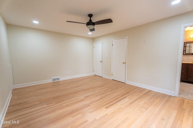 2292 Pinehaven Drive, Niskayuna, NY 12309