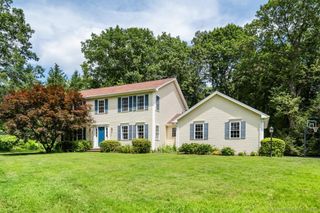 26 Philo Curtis Road, Newtown, CT 06482