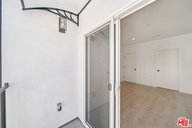 5655 Case Avenue 2, North Hollywood (los Angeles), CA 91601