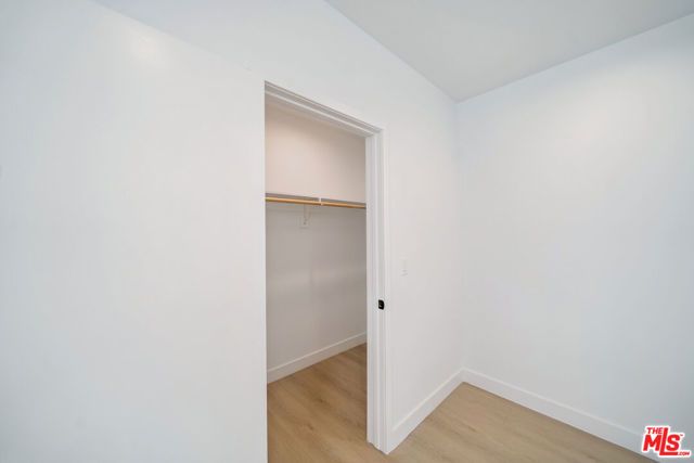 5655 Case Avenue 2, North Hollywood (los Angeles), CA 91601