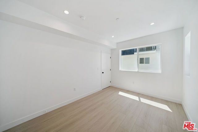 5655 Case Avenue 2, North Hollywood (los Angeles), CA 91601