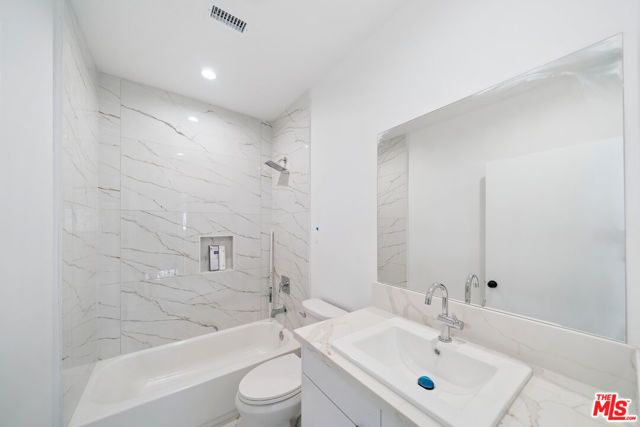 5655 Case Avenue 2, North Hollywood (los Angeles), CA 91601