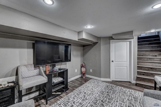 1120 9TH ST, Rapid City, SD 57701