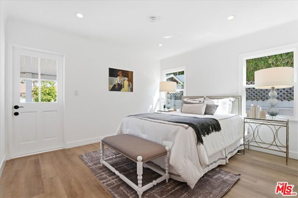 Image 19 of property listing at 10946 Wagner Street, Culver City, CA 90230