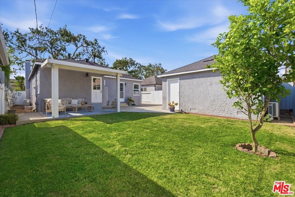 Image 31 of property listing at 10946 Wagner Street, Culver City, CA 90230