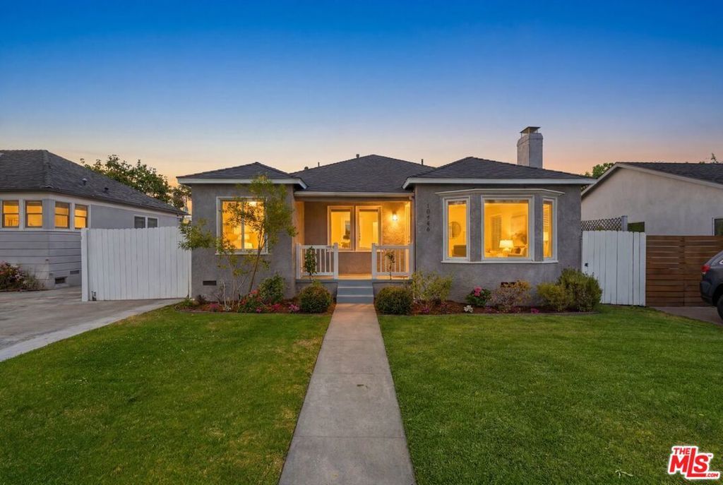 Image 35 of property listing at 10946 Wagner Street, Culver City, CA 90230