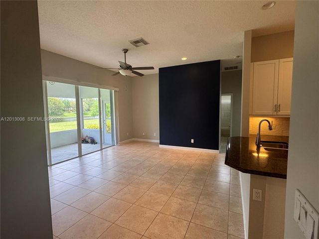 10671 SW Waterway Ln, Port St. Lucie, FL 34987
