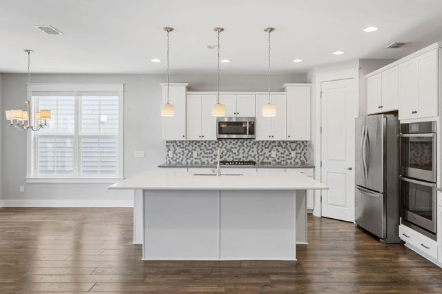 548 Four Seasons Boulevard, Summerville, SC 29486