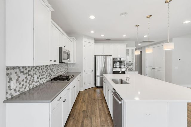 548 Four Seasons Boulevard, Summerville, SC 29486