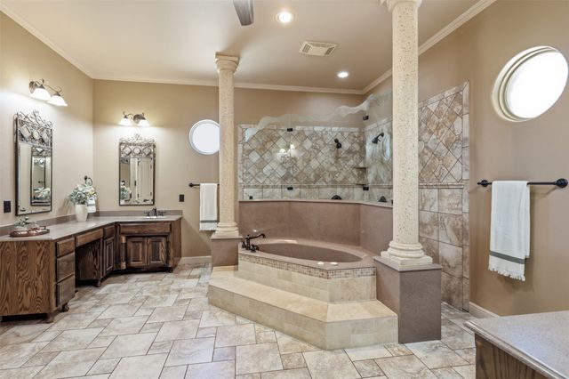 2010 Woodland Hills Lane, Weatherford, TX 76087