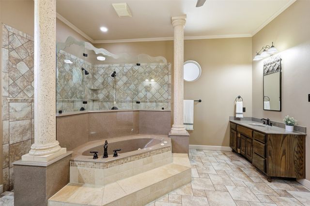2010 Woodland Hills Lane, Weatherford, TX 76087