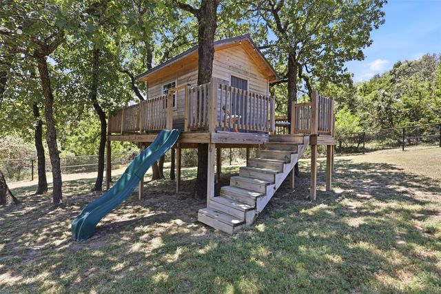 2010 Woodland Hills Lane, Weatherford, TX 76087