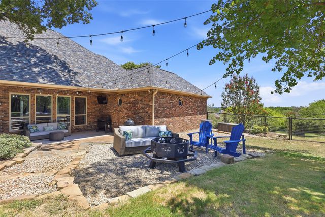 2010 Woodland Hills Lane, Weatherford, TX 76087
