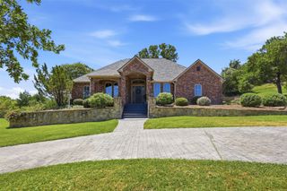 2010 Woodland Hills Lane, Weatherford, TX 76087